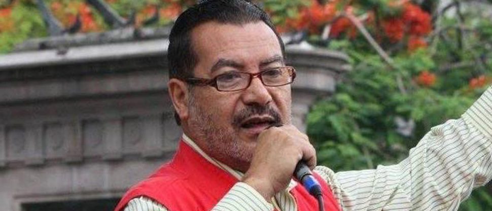 FMLN ataca a la CSJ por no quitar cuarentena domiciliar fmln-ataca-a-la-csj-por-no-quitar-cuarentena-domiciliar